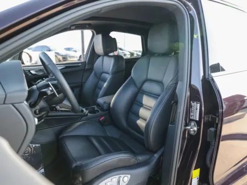 More photos of 2025 Porsche Macan at Porsche Austin, TX