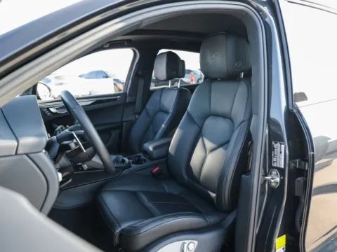 More photos of 2026 Porsche Macan at Porsche Austin, TX