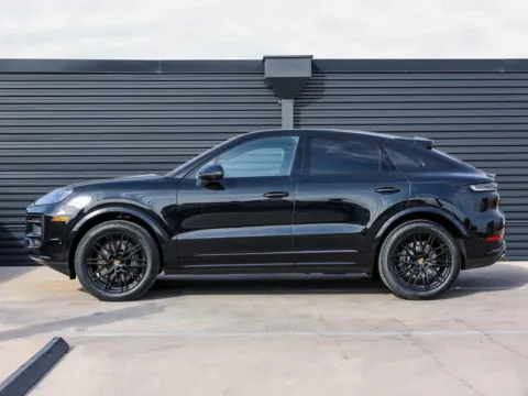 Photos of 2026 Porsche Cayenne Coupe for sale in Austin, TX at Porsche Austin