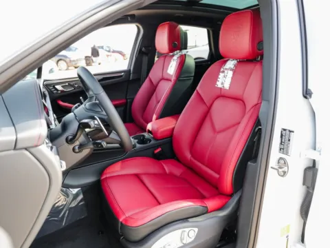 More photos of 2026 Porsche Macan at Porsche Austin, TX