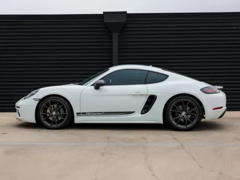 Photos of 2023 Porsche 718 Cayman T for sale in Austin, TX at Porsche Austin