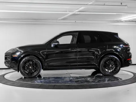 Photos of 2026 Porsche Cayenne for sale in Austin, TX at Porsche Austin