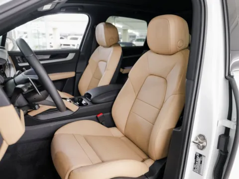 More photos of 2026 Porsche Cayenne at Porsche Austin, TX