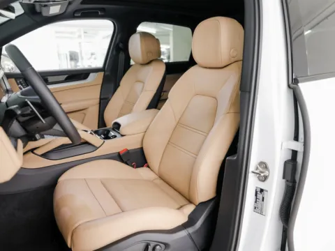 More photos of 2026 Porsche Cayenne at Porsche Austin, TX