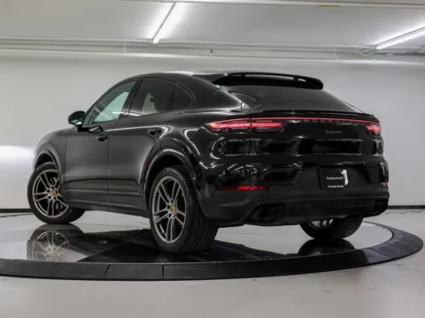 Another view of 2023 Porsche Cayenne Platinum Edition for sale in Austin, TX at Porsche Austin