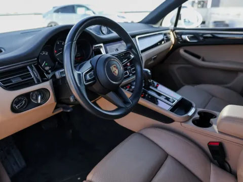 More photos of 2023 Porsche Macan at Porsche Austin, TX