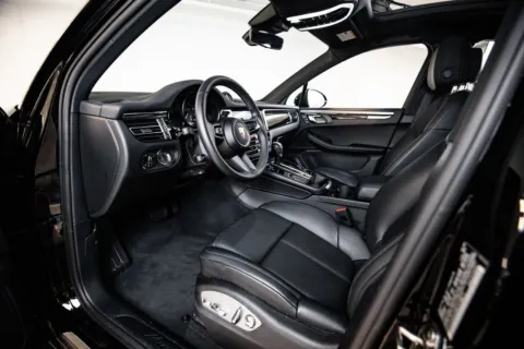 More photos of 2025 Porsche Macan at Porsche Austin, TX