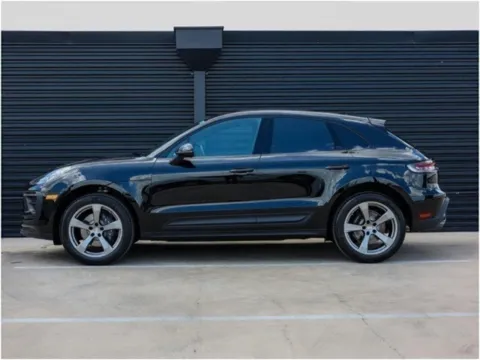 Photos of 2025 Porsche Macan for sale in Austin, TX at Porsche Austin