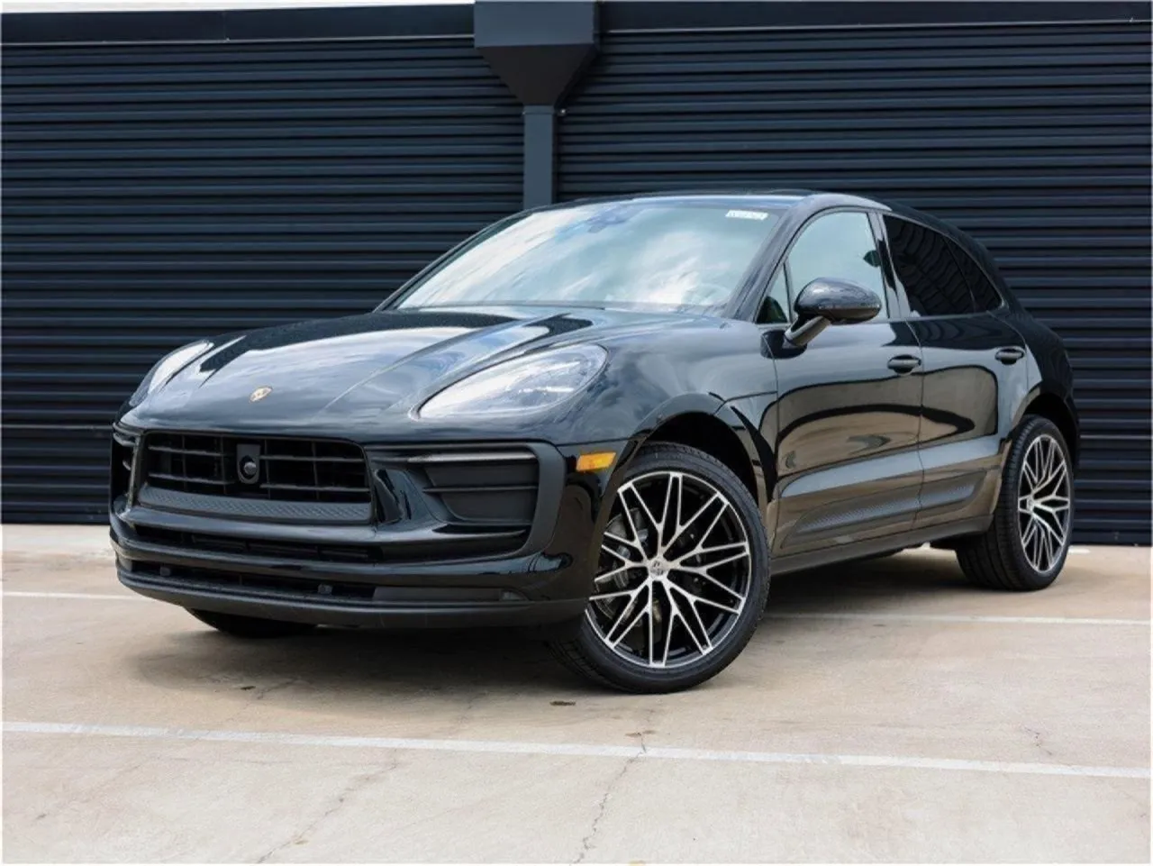 Black 2025 Porsche Macan for sale in Austin, TX