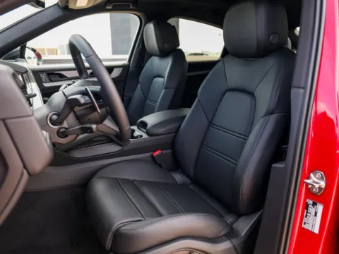 More photos of 2025 Porsche Cayenne Coupe at Porsche Austin, TX