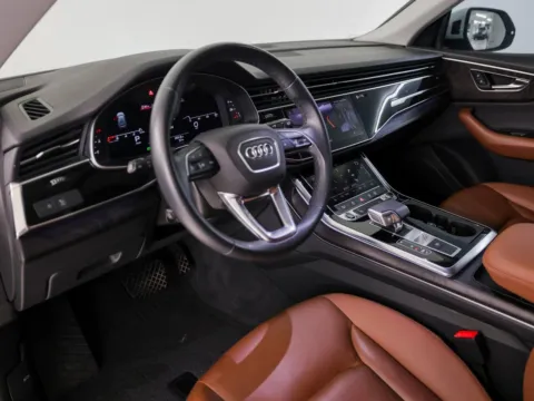 More photos of 2022 Audi Q8 Premium at Porsche Austin, TX