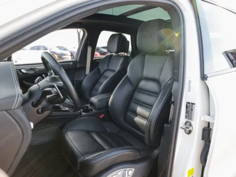 More photos of 2022 Porsche Macan GTS at Porsche Austin, TX