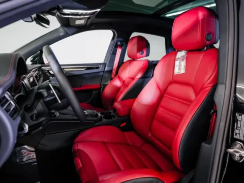 More photos of 2026 Porsche Macan at Porsche Austin, TX