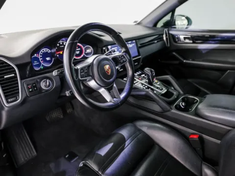 More photos of 2020 Porsche Cayenne at Porsche Austin, TX