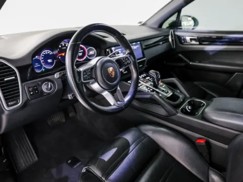More photos of 2020 Porsche Cayenne at Porsche Austin, TX