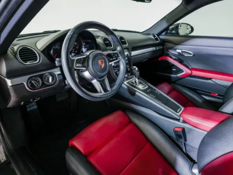 More photos of 2018 Porsche 718 Cayman at Porsche Austin, TX