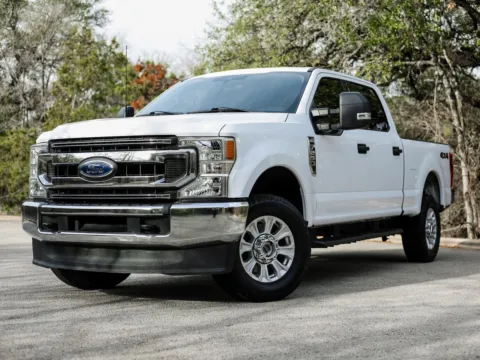 White 2022 Ford Super Duty F-250 SRW XLT for sale in Austin, TX