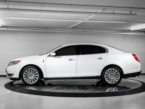 Photos of 2015 Lincoln MKS for sale in Austin, TX at Porsche Austin