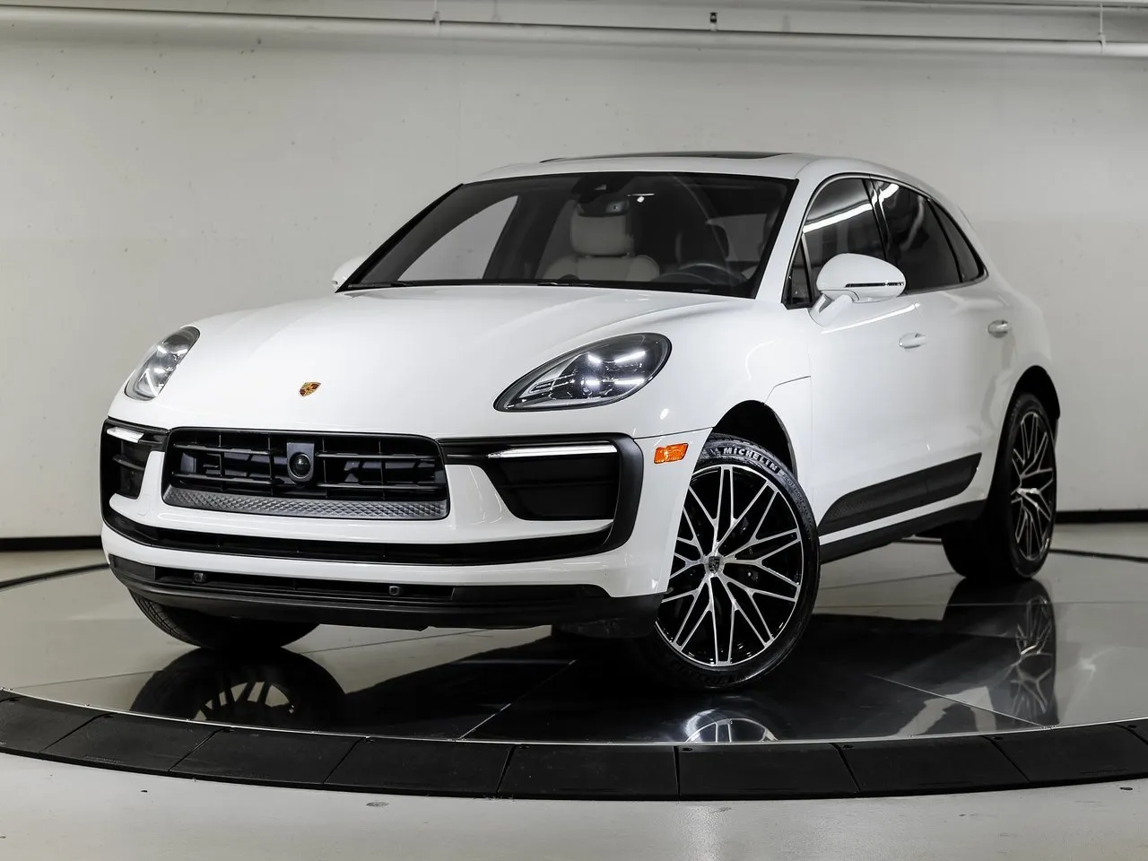 2025 Porsche Macan for sale in Austin, TX