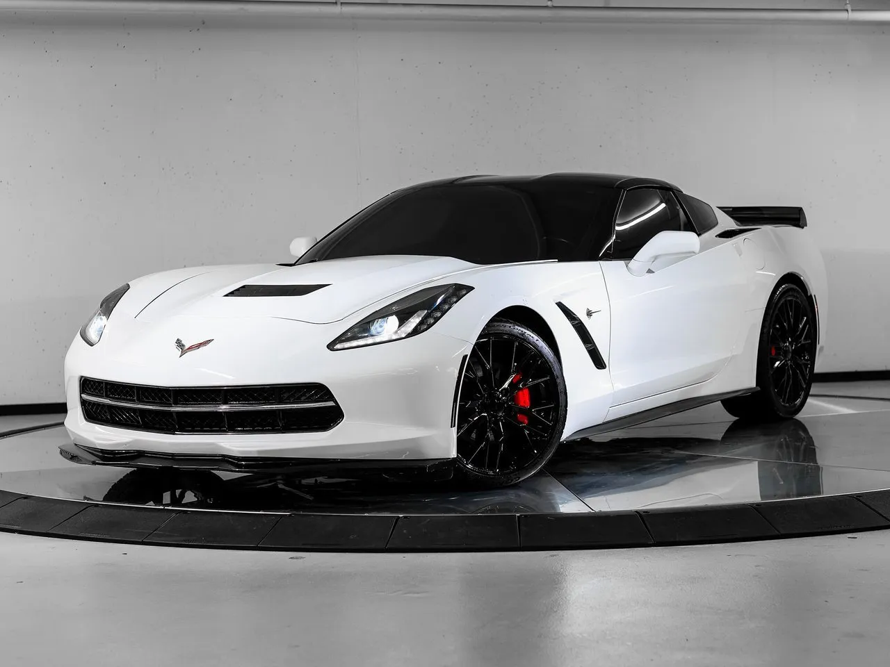 White 2014 Chevrolet Corvette Stingray 1LT for sale in Austin, TX