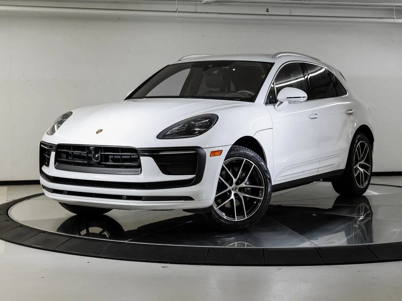 White 2022 Porsche Macan for sale in Austin, TX