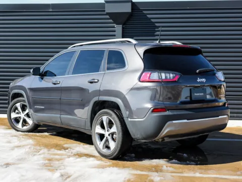Another view of 2019 Jeep Cherokee Limited for sale in Austin, TX at Porsche Austin