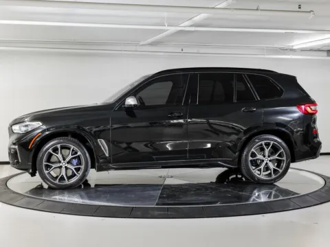 Photos of 2022 BMW X5 M50i for sale in Austin, TX at Porsche Austin
