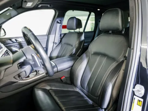 More photos of 2022 BMW X5 M50i at Porsche Austin, TX