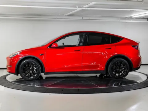 Photos of 2021 Tesla Model Y Long Range for sale in Austin, TX at Porsche Austin