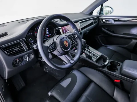 More photos of 2025 Porsche Macan at Porsche Austin, TX