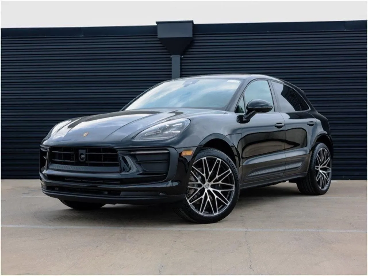 Black 2025 Porsche Macan for sale in Austin, TX
