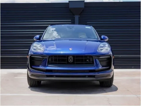 More photos of 2025 Porsche Macan at Porsche Austin, TX