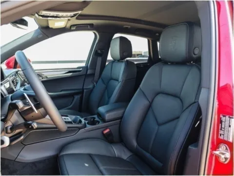 More photos of 2025 Porsche Macan at Porsche Austin, TX