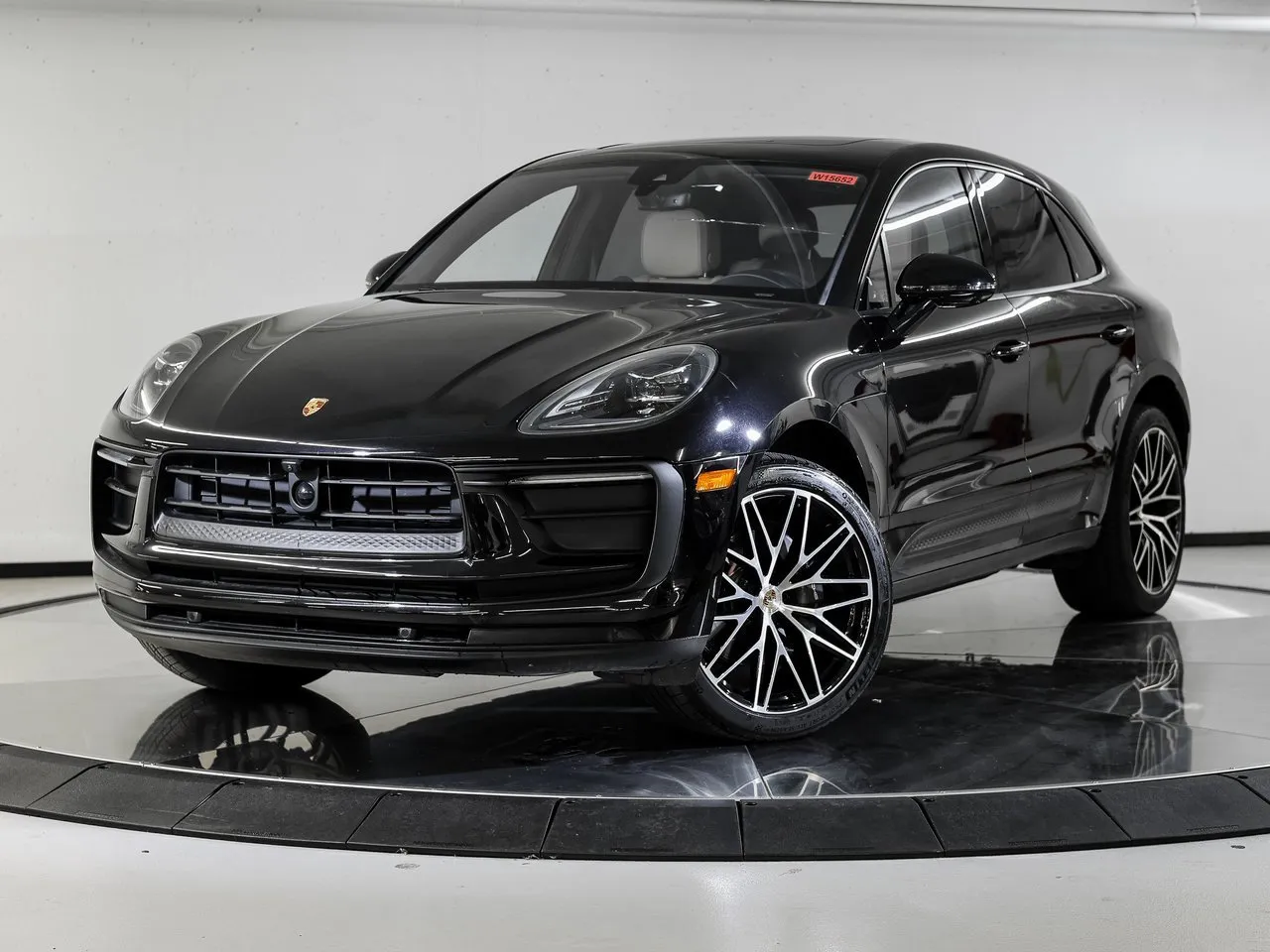 Black 2025 Porsche Macan for sale in Austin, TX