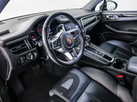 More photos of 2021 Porsche Macan at Porsche Austin, TX