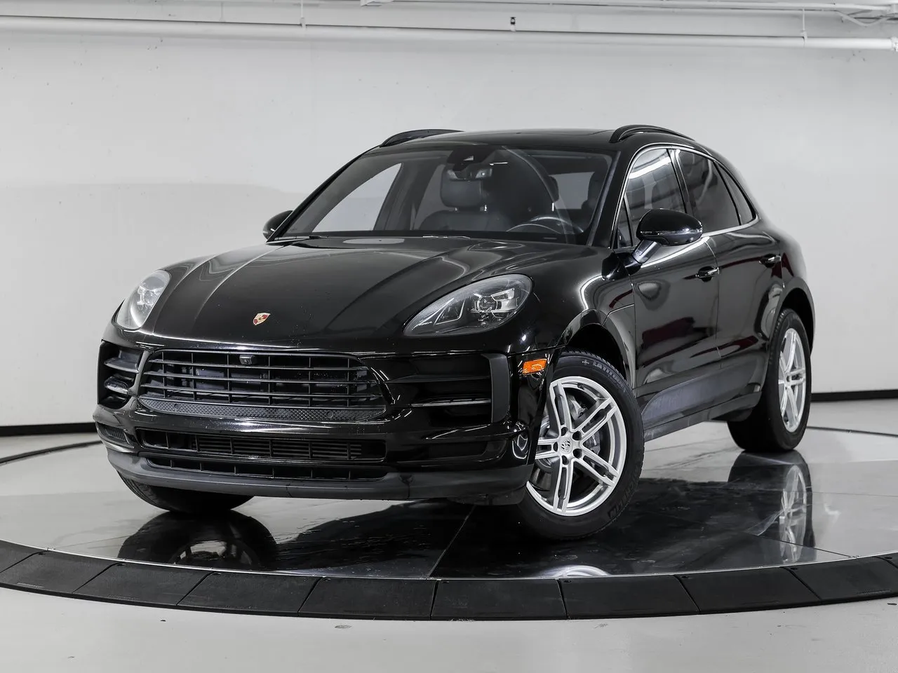 Black 2021 Porsche Macan for sale in Austin, TX