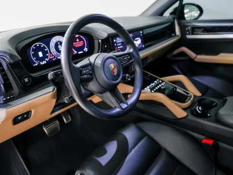 More photos of 2024 Porsche Cayenne S at Porsche Austin, TX