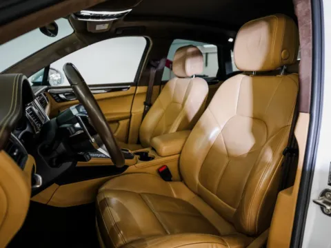 More photos of 2016 Porsche Macan Turbo at Porsche Austin, TX