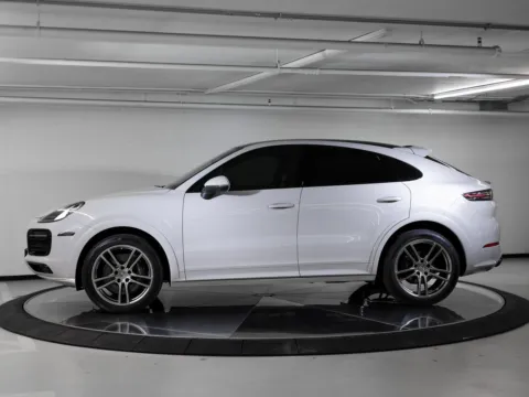 Photos of 2023 Porsche Cayenne Platinum Edition for sale in Austin, TX at Porsche Austin