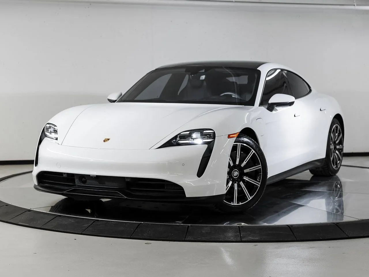 White 2023 Porsche Taycan for sale in Austin, TX
