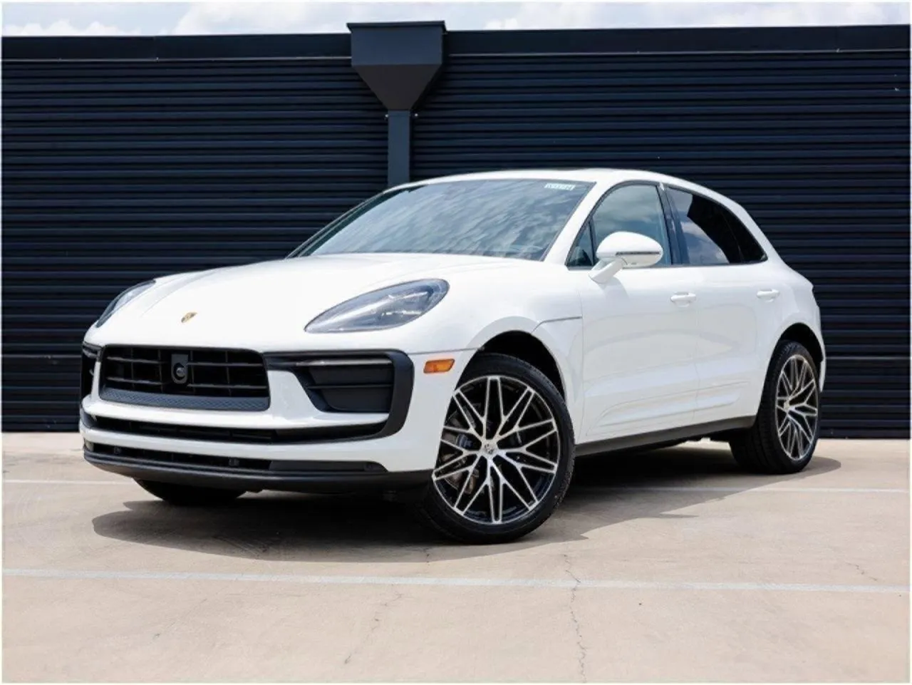White 2025 Porsche Macan for sale in Austin, TX