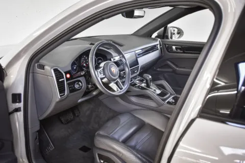 More photos of 2020 Porsche Cayenne Coupe at Porsche Austin, TX