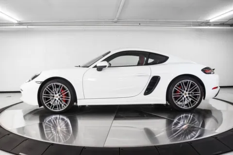 Photos of 2024 Porsche 718 Cayman S for sale in Austin, TX at Porsche Austin