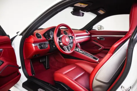 More photos of 2024 Porsche 718 Cayman S at Porsche Austin, TX