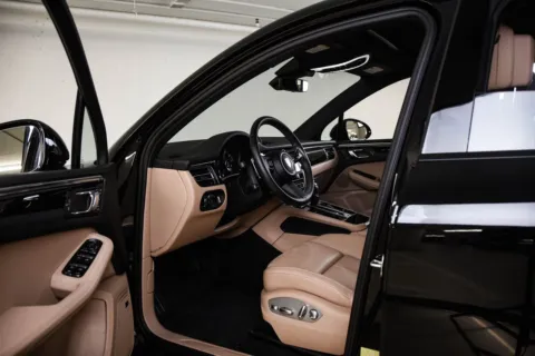 More photos of 2026 Porsche Macan at Porsche Austin, TX