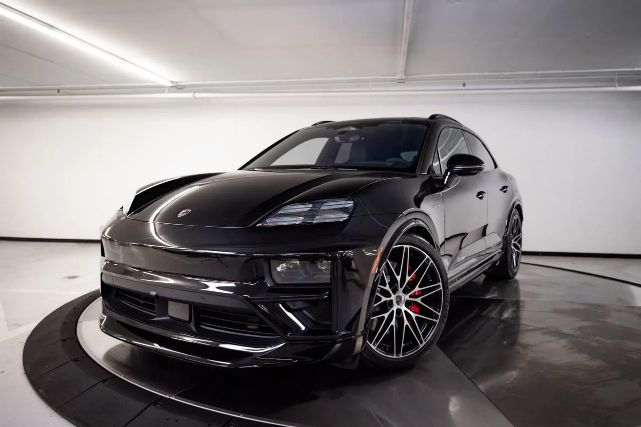 Black 2025 Porsche Macan Electric Turbo for sale in Austin, TX