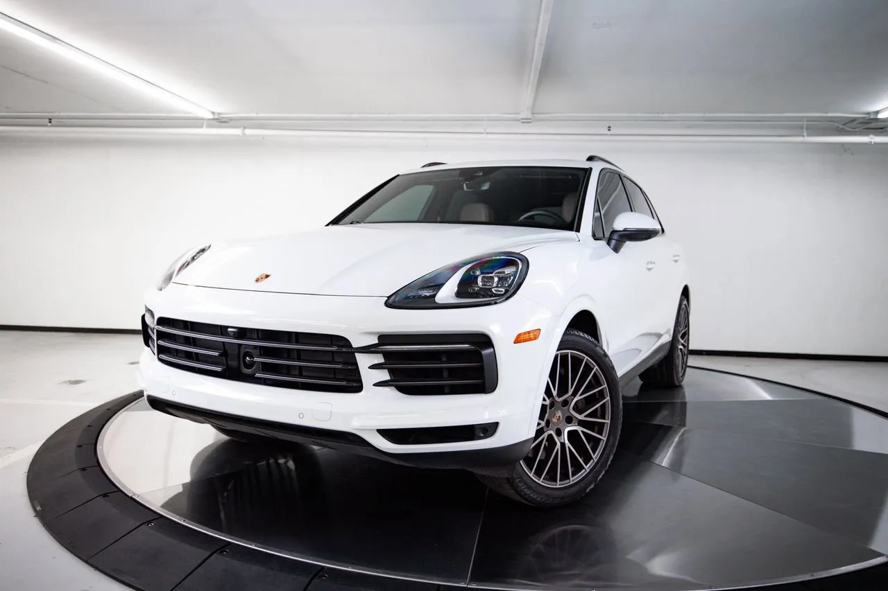 White 2023 Porsche Cayenne Platinum Edition for sale in Austin, TX