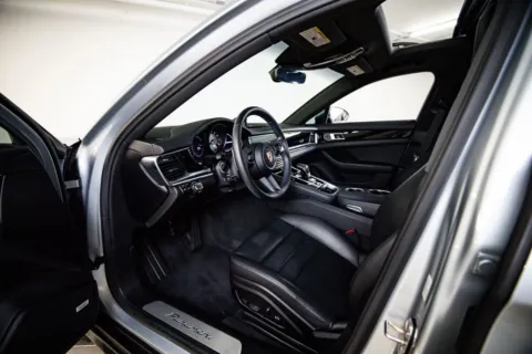 More photos of 2023 Porsche Panamera at Porsche Austin, TX