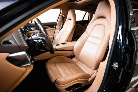 More photos of 2023 Porsche Panamera 4S at Porsche Austin, TX