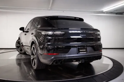 Another view of 2022 Porsche Cayenne Platinum Edition for sale in Austin, TX at Porsche Austin